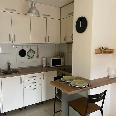 Evergrey Apartment *